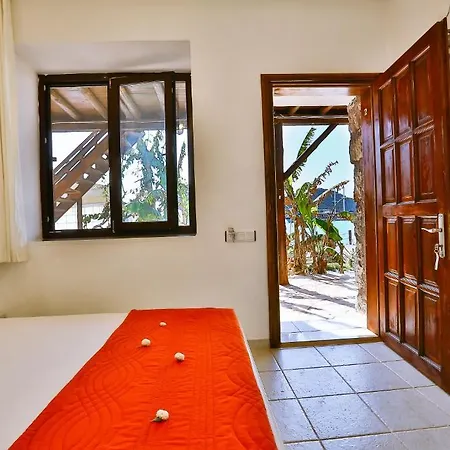 Kekova Theimussa Гостевой дом 3*