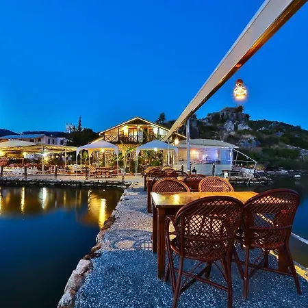 Kekova Theimussa Gasthuis 3*